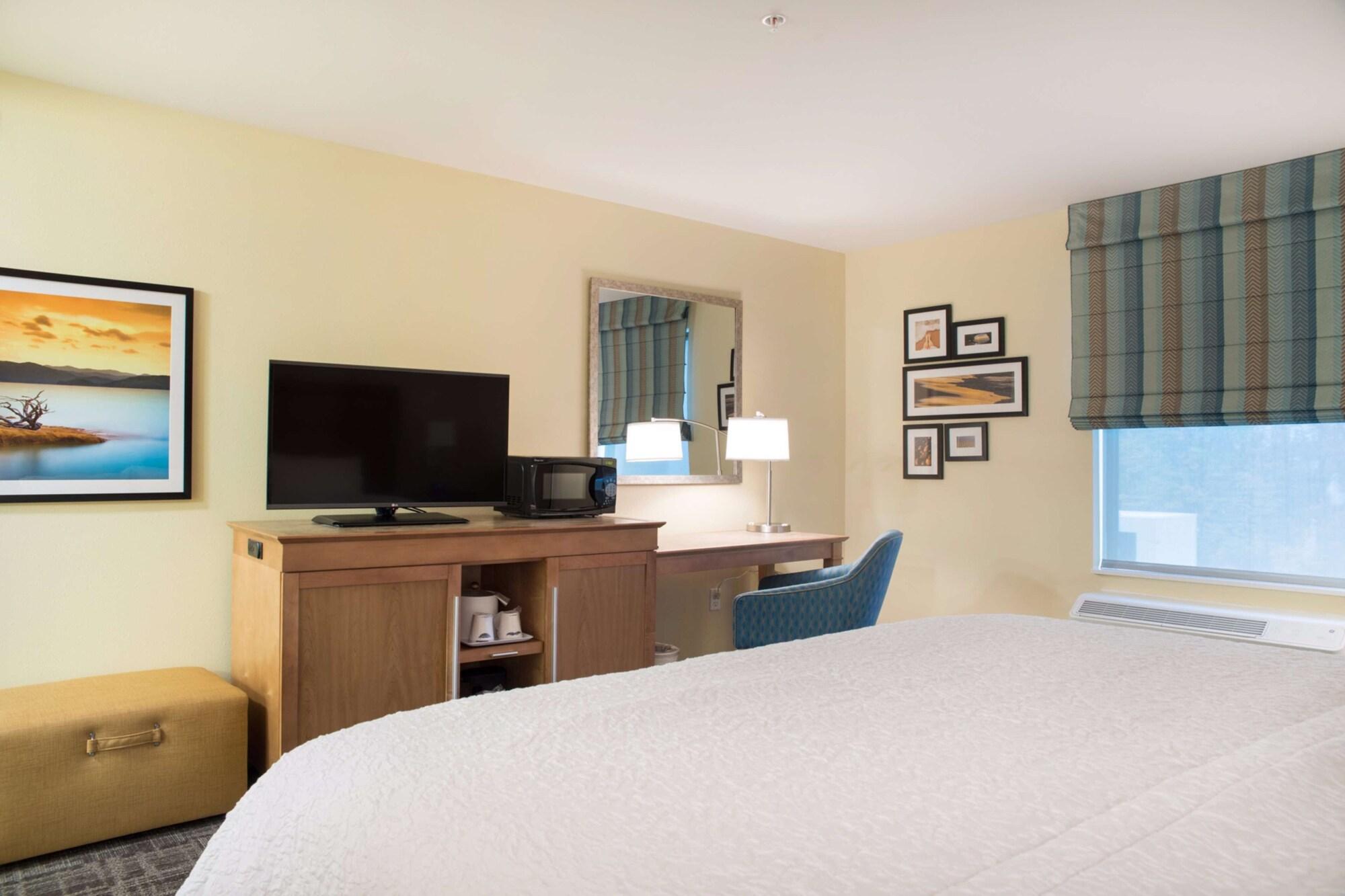 Hampton Inn & Suites Big Rapids, Mi Ngoại thất bức ảnh
