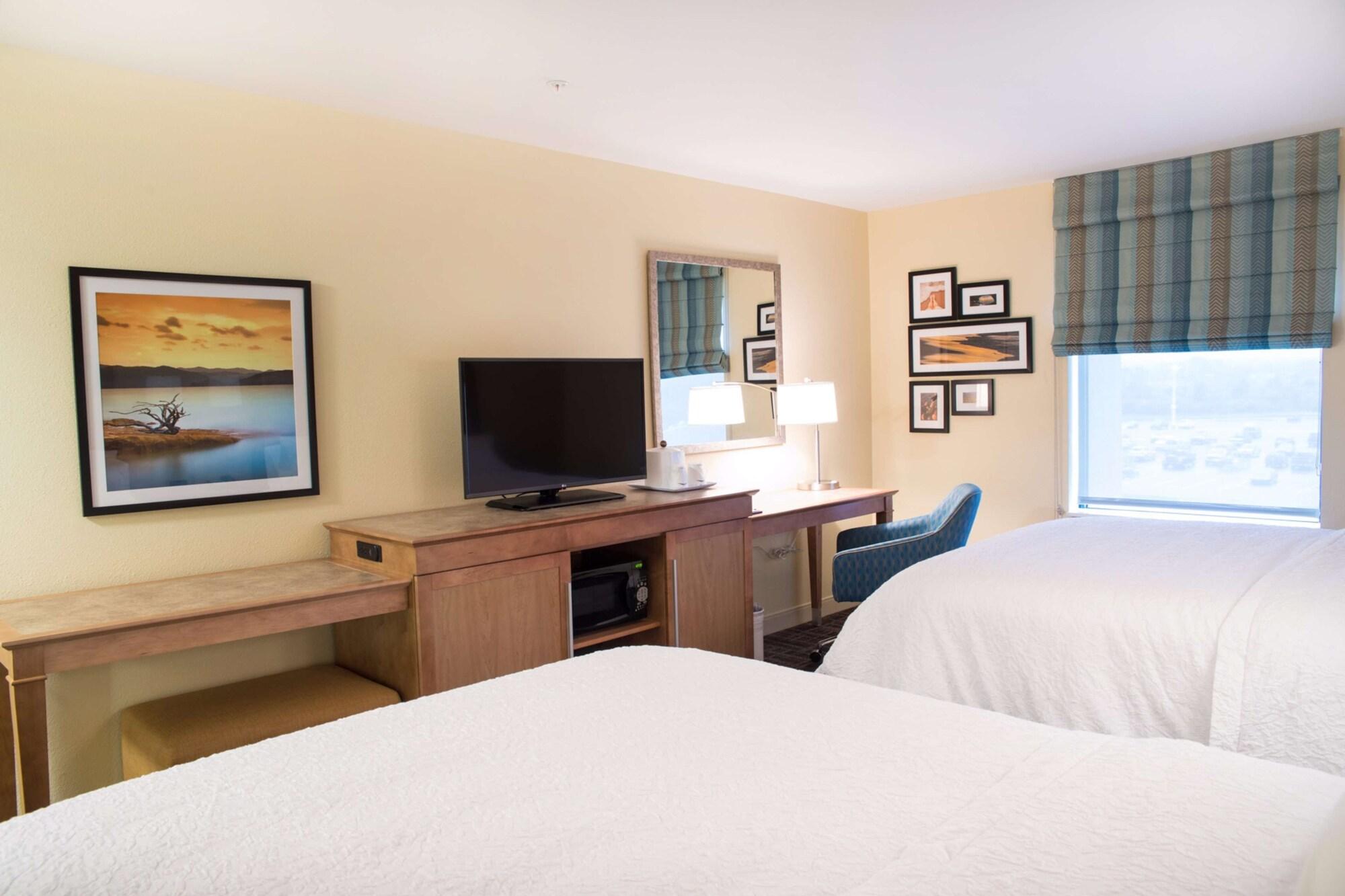 Hampton Inn & Suites Big Rapids, Mi Ngoại thất bức ảnh