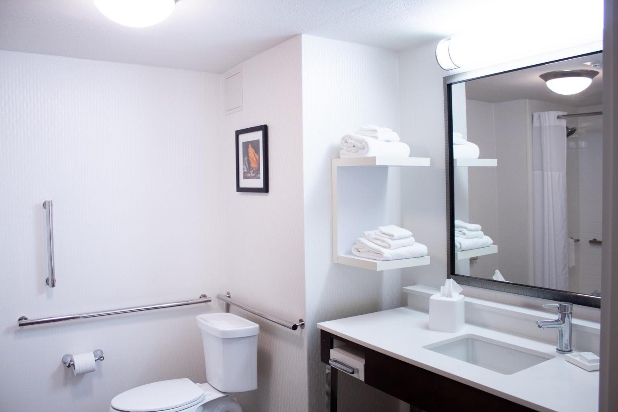 Hampton Inn & Suites Big Rapids, Mi Ngoại thất bức ảnh