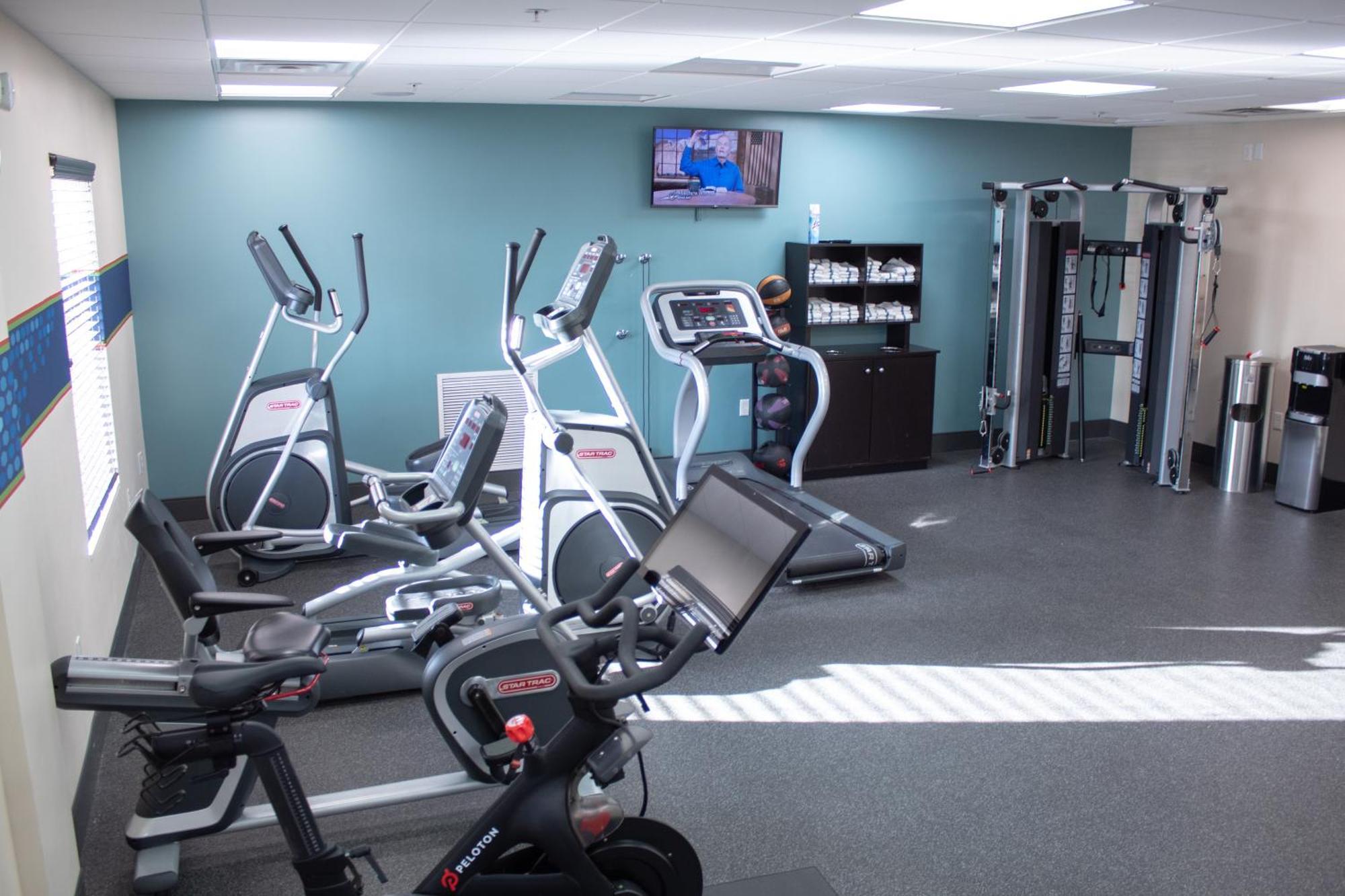 Hampton Inn & Suites Big Rapids, Mi Ngoại thất bức ảnh